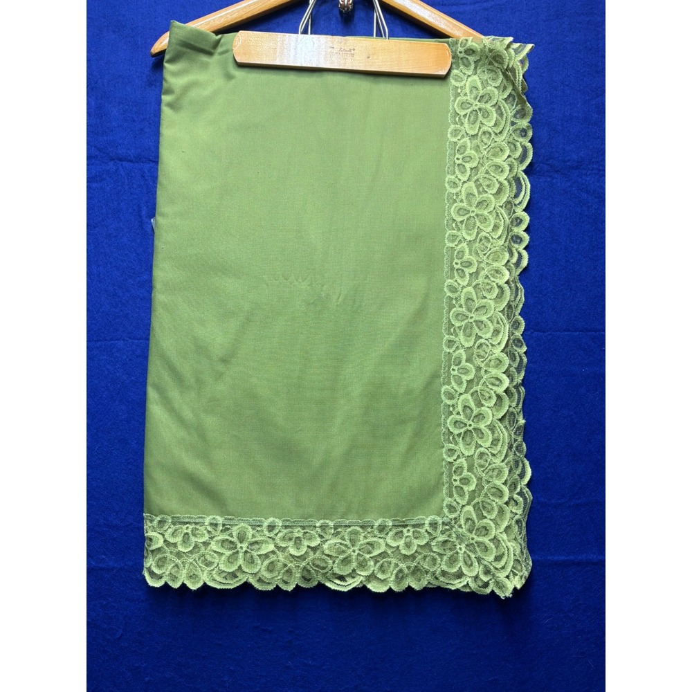 Cottagecore Unisex Unbranded Lace Trim Tablecloth 32x46 Olive Green